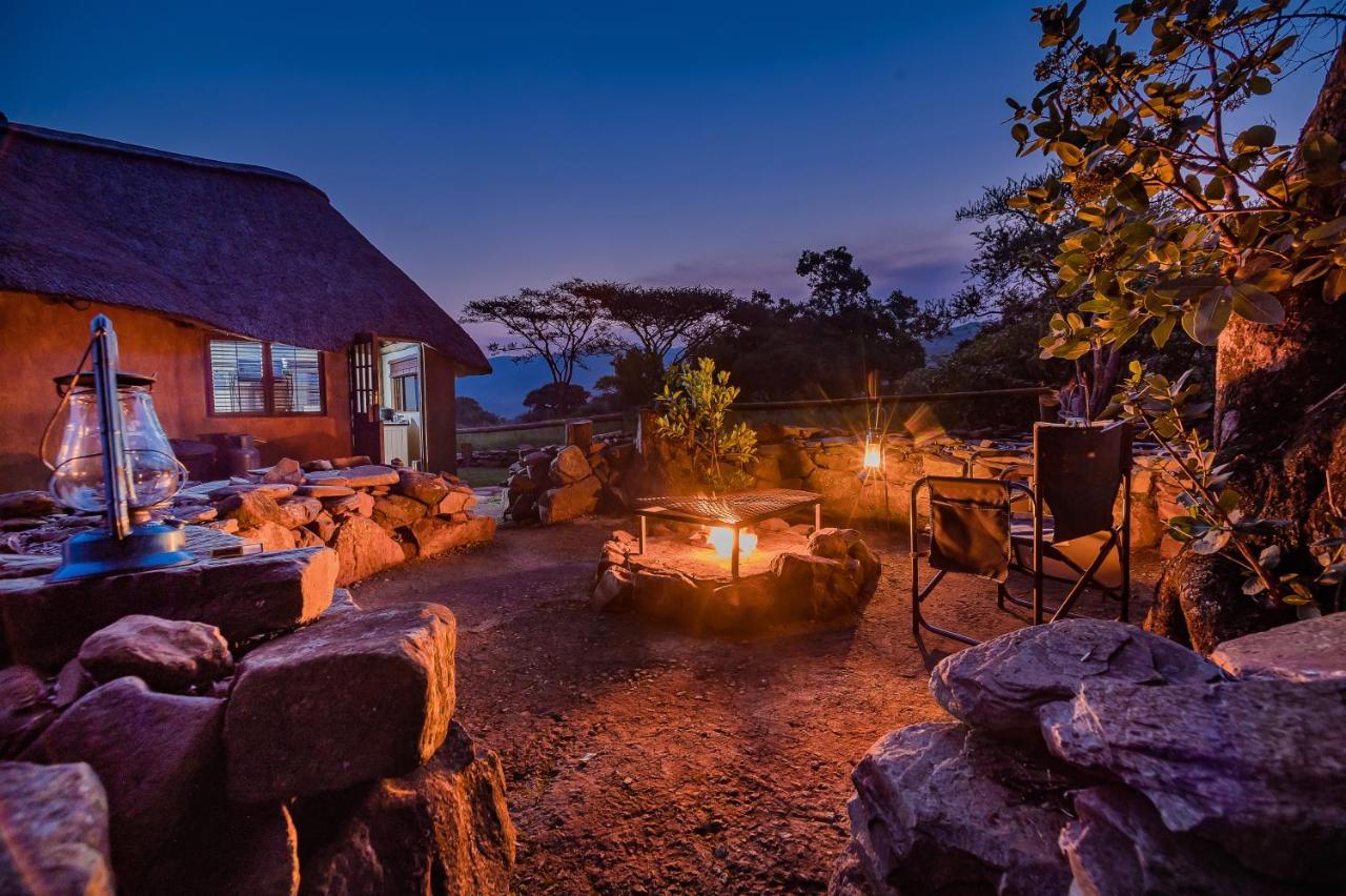 Caracal Lodge Alkmaar Buitenkant foto